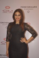 Huma Qureshi at Om Jewellers Store in Mumbai on 8th Oct 2014